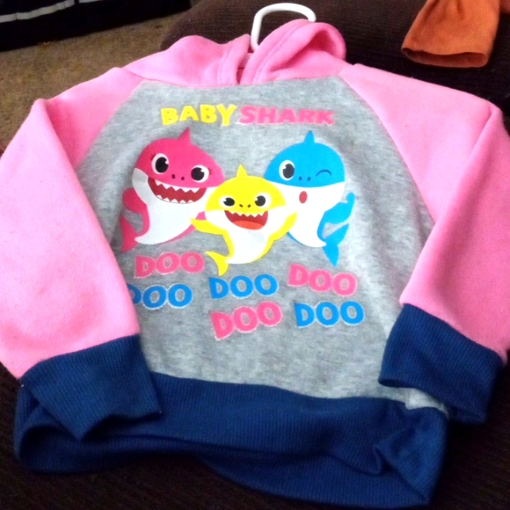 Sweatshirt